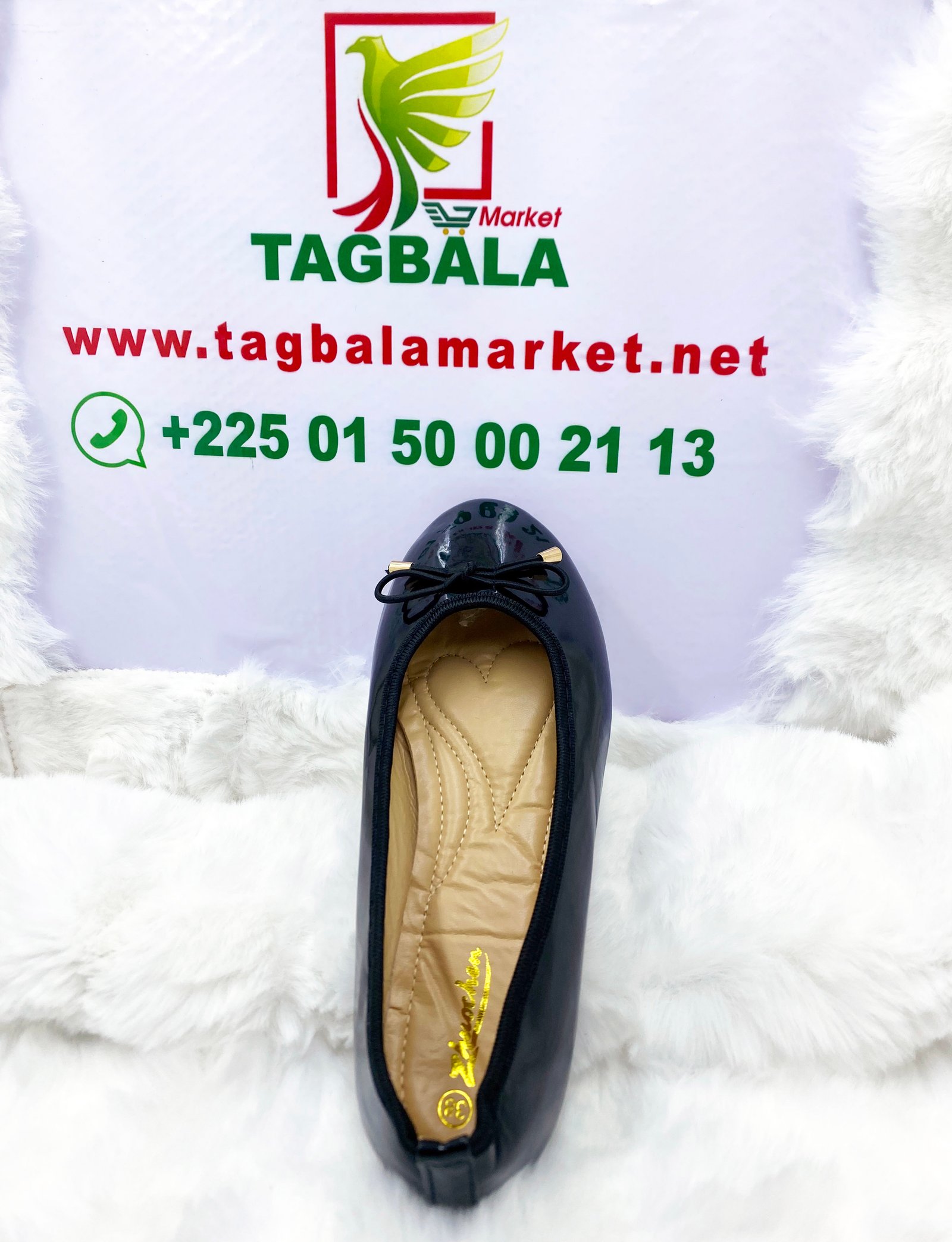 Ballerines Classiques en Vernis Noir